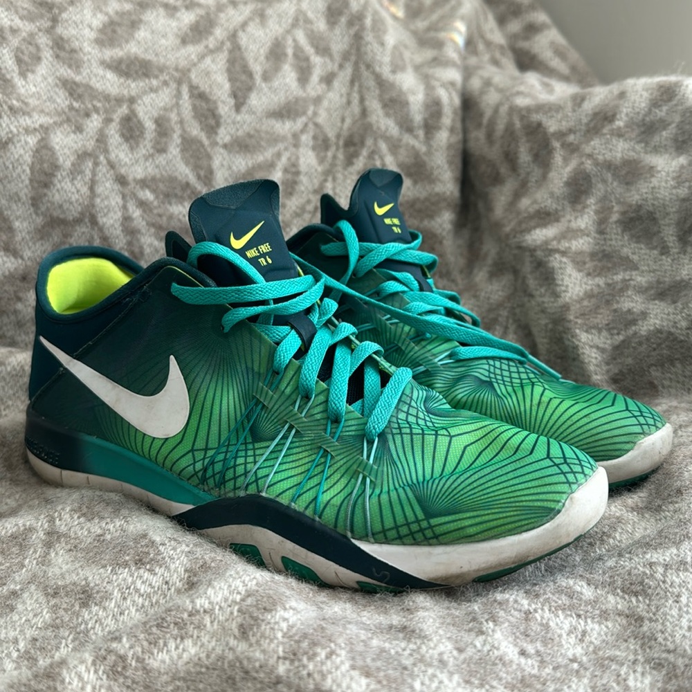 Nike Sneakers
